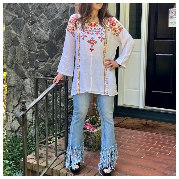 17 Boho Embroidered Beautiful Tunic Top - Picture 2 of 6